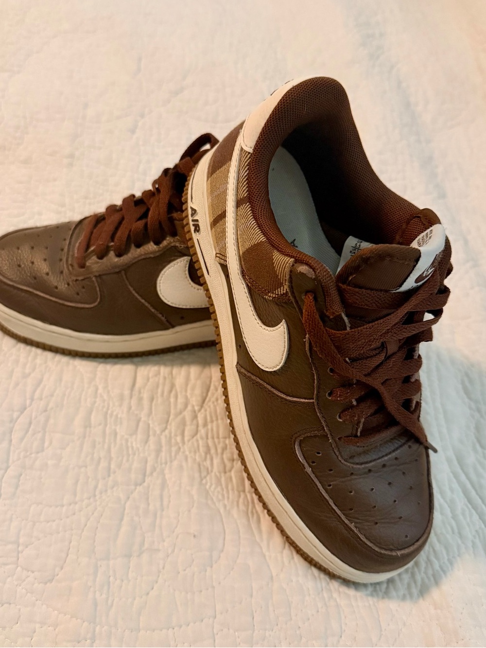 Nike Air Force 1 Low ‘07 LX Low-Top Sneakers. Men’s Sz 5.5